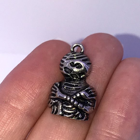 Cute Halloween Pewter Mummy Charm - Picture 3 of 4